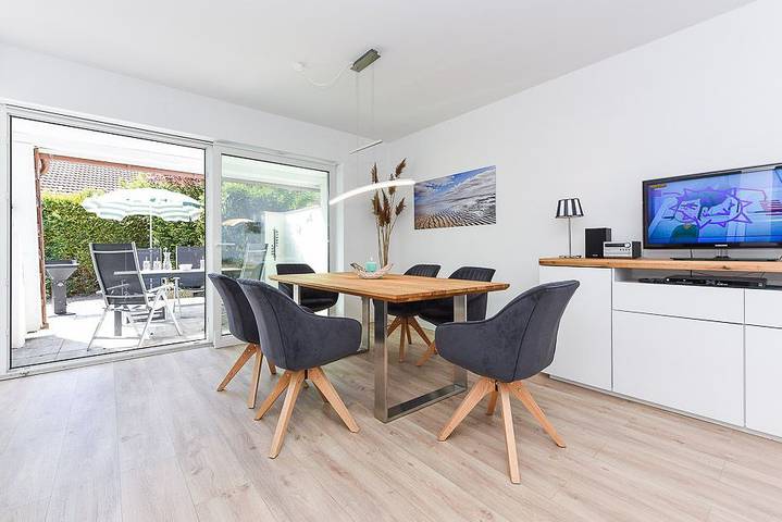 Ferienhaus Fries am Yachthafen - Ihr Wohlfühlurlaub in Harlesiel in Carolinensiel-Harlesiel, Wittmund