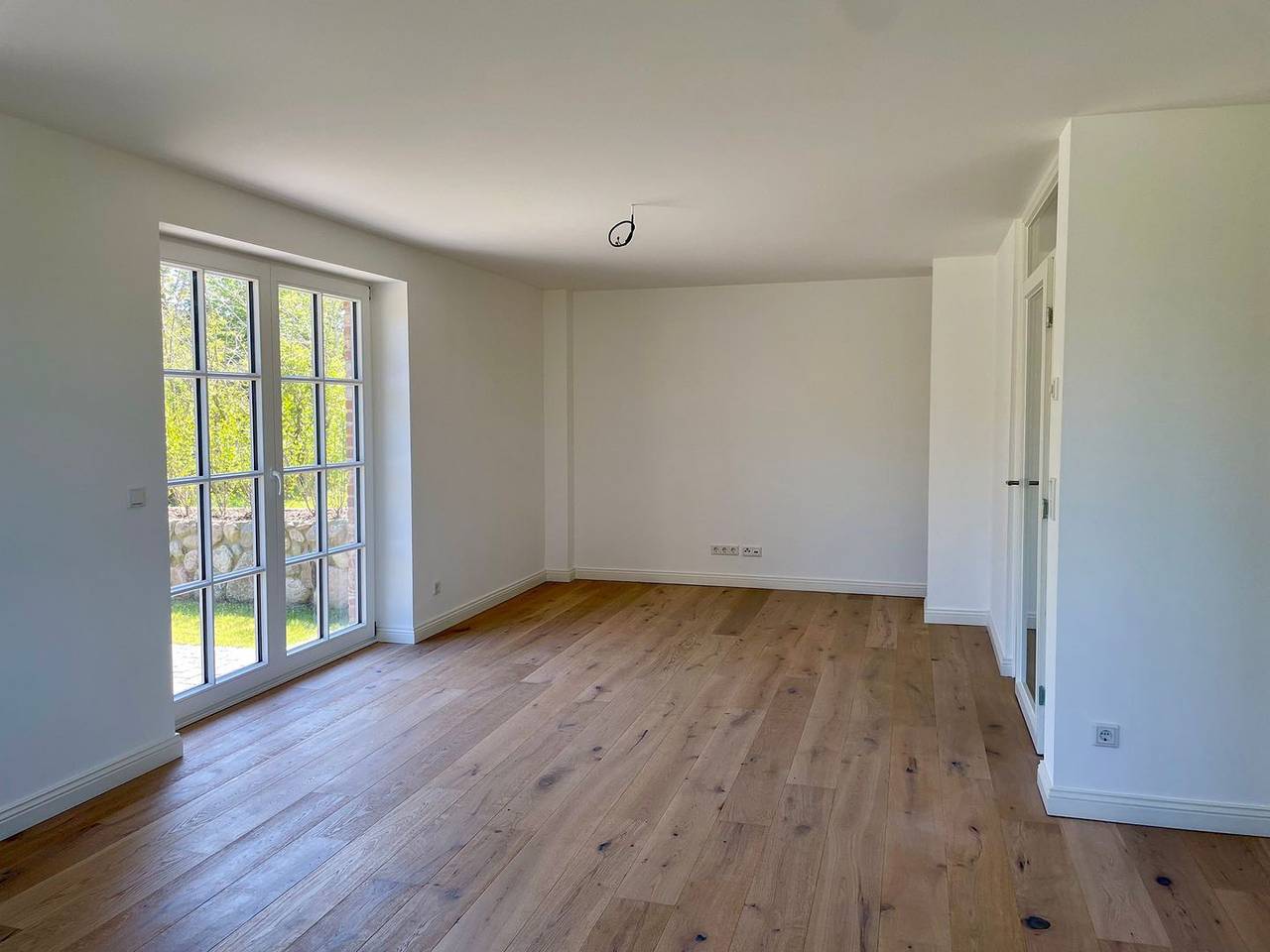 Ferienhaushälfte Reetruhe mit Garten und moderner Ausstattung in Borgsum in Borgsum, Föhr