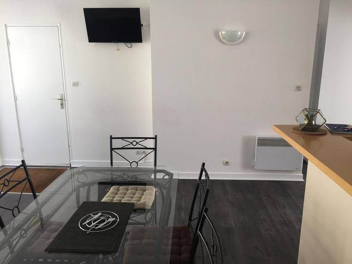 Gîte pour 4 personnes, avec terrasse dans Office De Tourisme De Brignogan Plages - 4