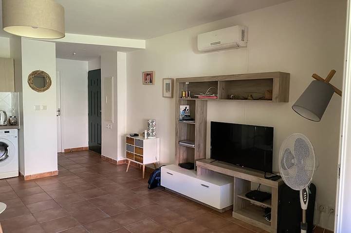 Appartement entier, Appartement T2 bord de mer Guadeloupe Le Gosier in Le Gosier, Guadeloupe