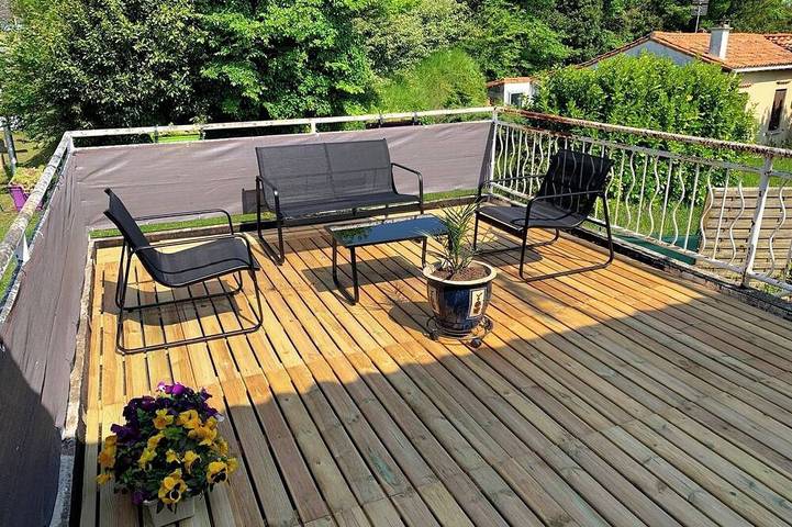 Apartamento entero, Sunny apartment 12 mins to beach in Chenac-Saint-Seurin-d'Uzet, Saintes region