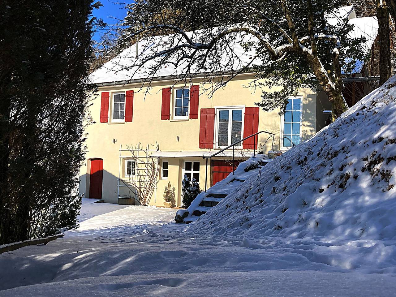 Ganze Wohnung, Apartment 'Haus Haselmaus - Buntspecht' mit privater Terrasse, Garten und Wlan in Schwäbisch Gmünd, Ostalbkreis