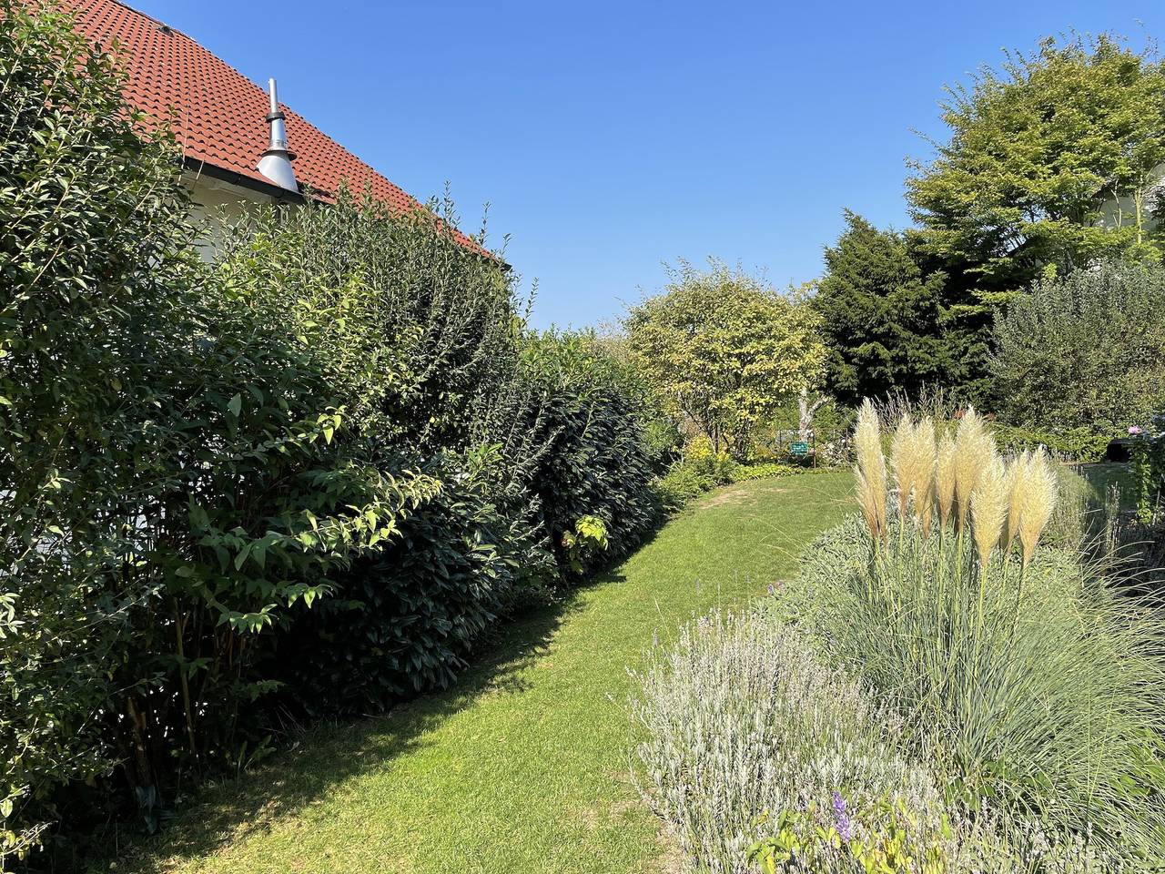 Ferienhaus Sonnenhaus - Sonnenhaus mit Kaminofen und Terrasse, 200qm, 4 Schlafzimmer, max. 6 Erwachsene & 2 Kinder in Bodman-Ludwigshafen, Landkreis Konstanz