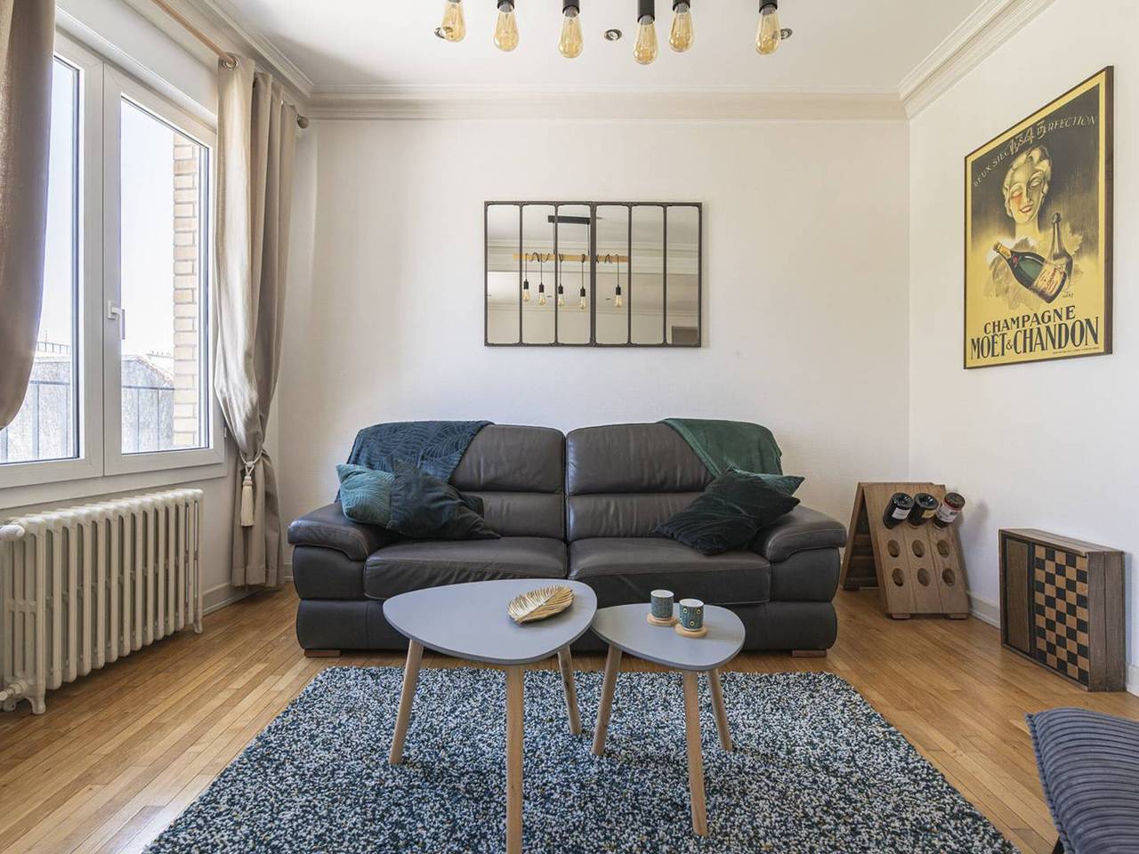 Apartamento entero, Elegante Dúplex en el Corazón de Reims - 2 Habitaciones in Reims, Marne