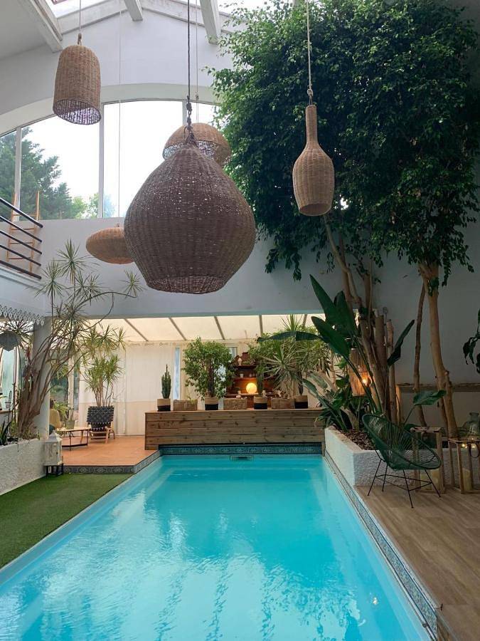Maison d’hôte pour 2 personnes, avec jardin et piscine ainsi que jacuzzi et terrasse