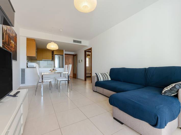 Gîte pour 6 personnes, avec jardin ainsi que piscine et vue sur l’océan, adapté aux familles à Miami Platja - 3