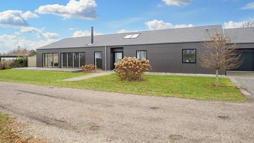Ferienhaus für 9 Personen, mit Terrasse in Odder und Umgebung