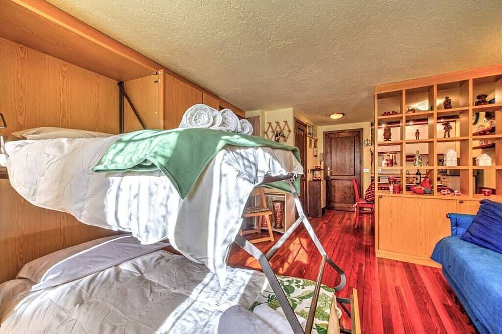 Appartamento intero, Apt. Claire vista Montagna - Wifi. in Courmayeur, Alpi Pennine