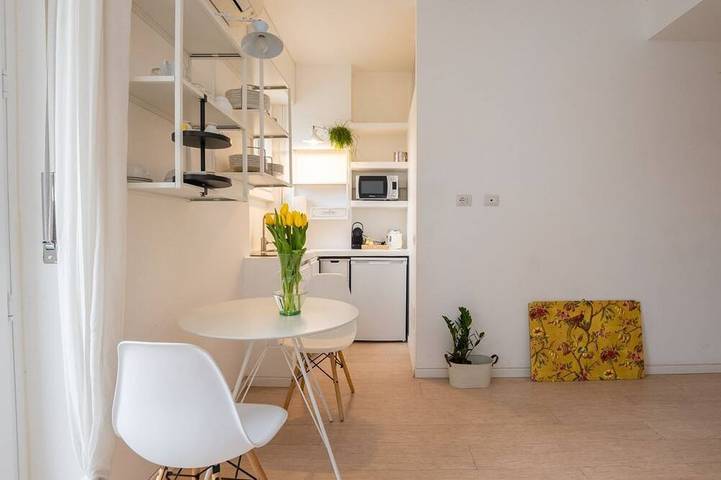 Casa vacanza per 2 persone, con balcone a Milano