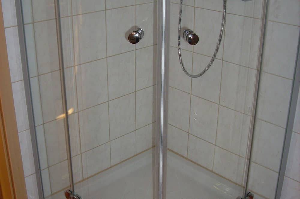 Neurenoviertes, freistehendes Ferienhaus, Haustiere willkommen in Falkenstein, Chemnitz und Umgebung