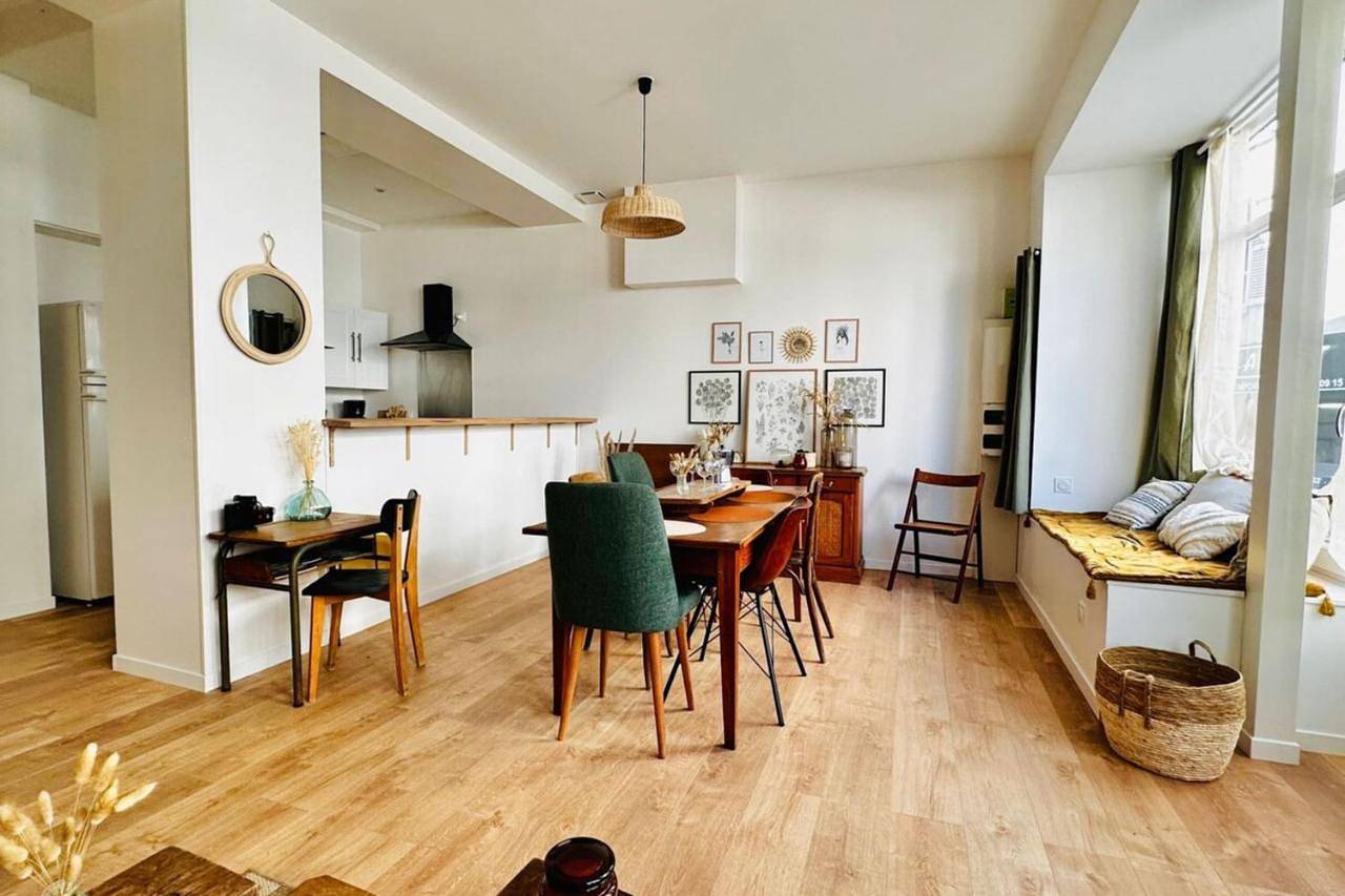 Four-Bedroom House in Saint-Aignan, Région de Romorantin-Lanthenay