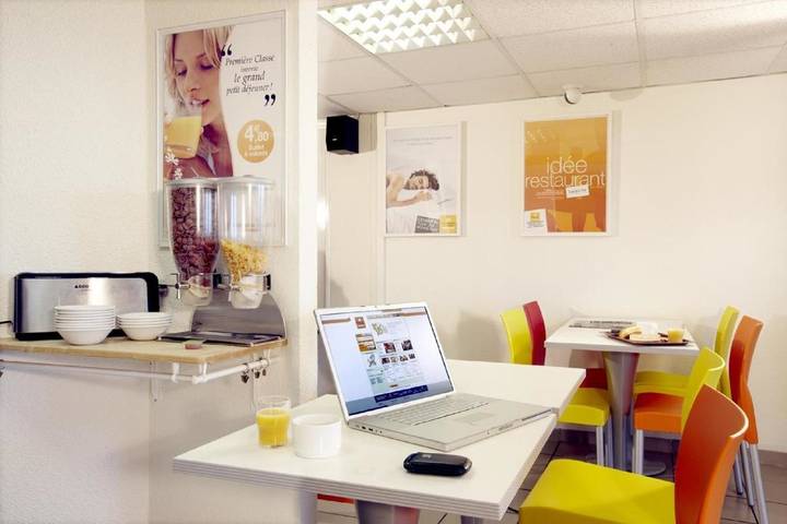 Hôtel pour 2 personnes, avec terrasse, adapté aux familles à Salon-de-Provence - 2