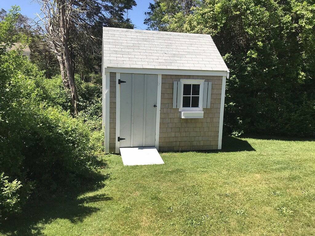 Beach House for 10 People in Dennis, Cape Cod