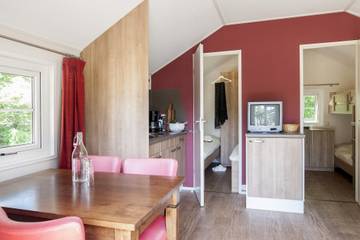 Lodge für 4 Personen in Assen, Drenthe, Bild 3