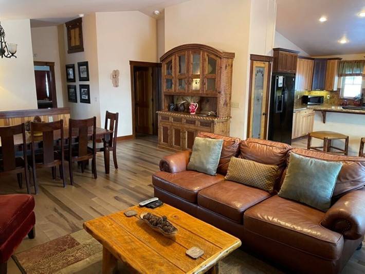 Vacation rental for 8 people, with terrace in Northern California