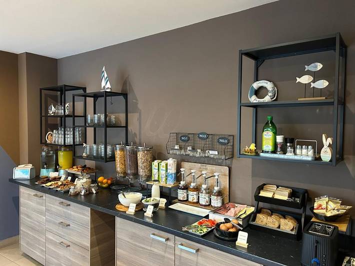 Location de vacances pour 3 personnes, avec vue ainsi que vue sur le lac et terrasse à Lovere - 3