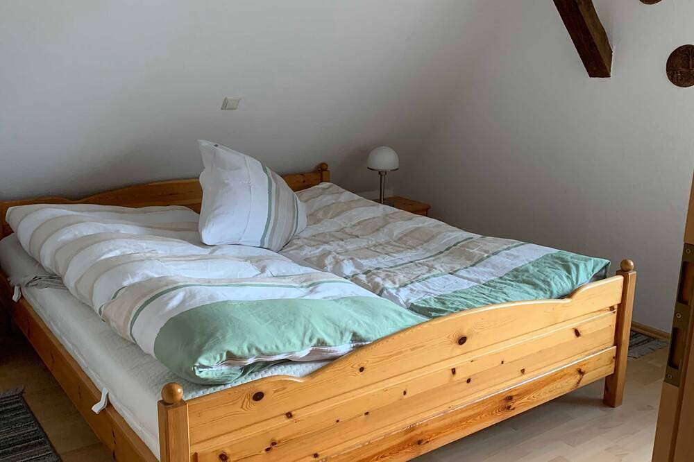 Ganze Wohnung, Gemütliches Ferienhaus in Barlin, unweit Dargun - Ferienwohnung (Marcath in Dargun, Mecklenburgische Seenplatte