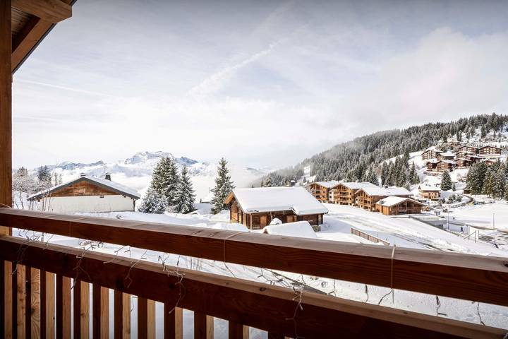 Chalet pour 8 personnes, avec terrasse et vue, adapté aux familles à Manigod - 4