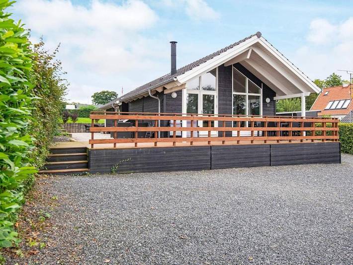 Ferienhaus für 8 Personen, mit Whirlpool und Terrasse sowie Garten in Südjütland