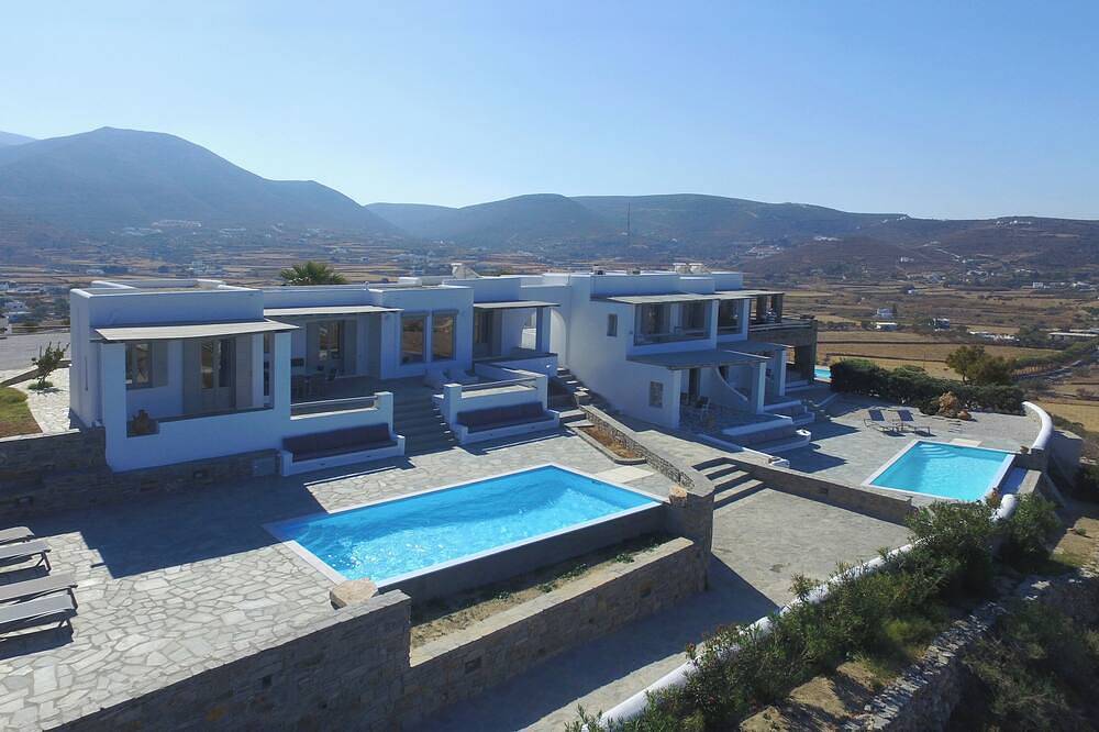 Aqua retraite in Paros met privé zwembad, prachtig zeezicht, vlakbij zandstranden in Parasporos, Paros