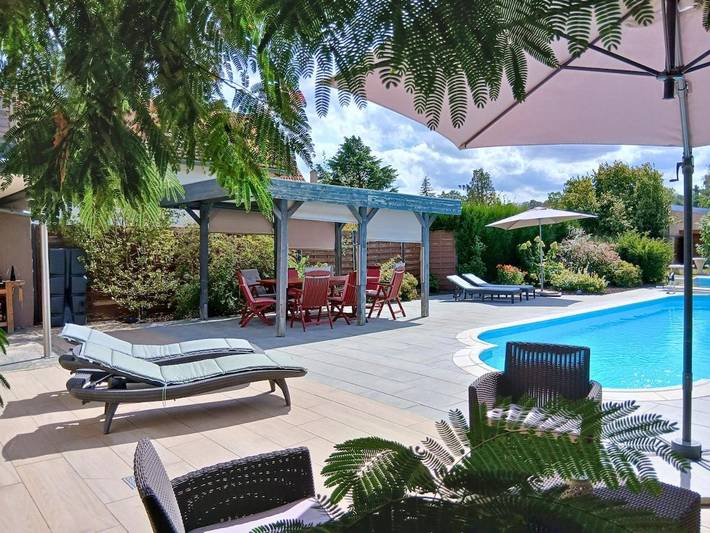 Appartement de vacances pour 2 personnes, avec Terrasse et Jardin ainsi que Piscine et Vue