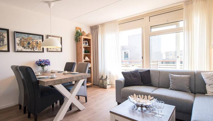 Vakantieappartement voor 4 personen, met balkon/terras en balkon, kindvriendelijk in Buren (Ameland)