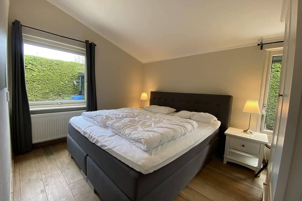 Freistehendes renoviert Ferienhaus auf omschlossenem Grundstück in Scharendijke, Grevelingenmeer