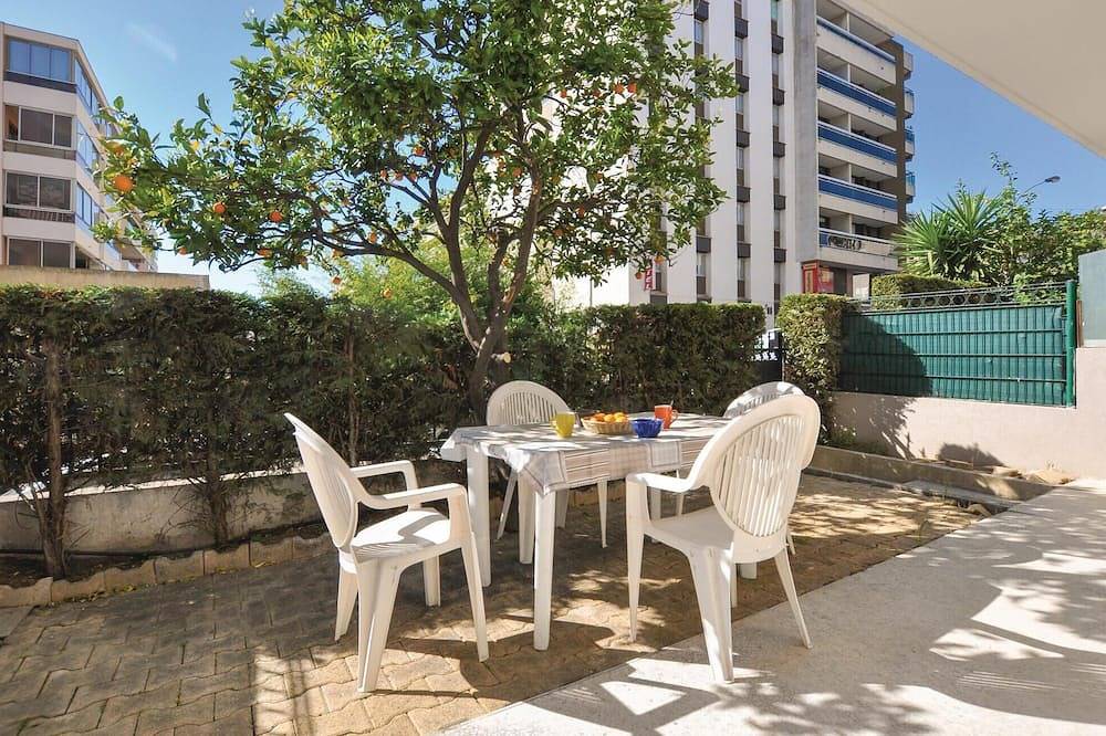 Entire apartment, Nice apartment in Le Cannet with Wifi in Le Cannet, Cannes region