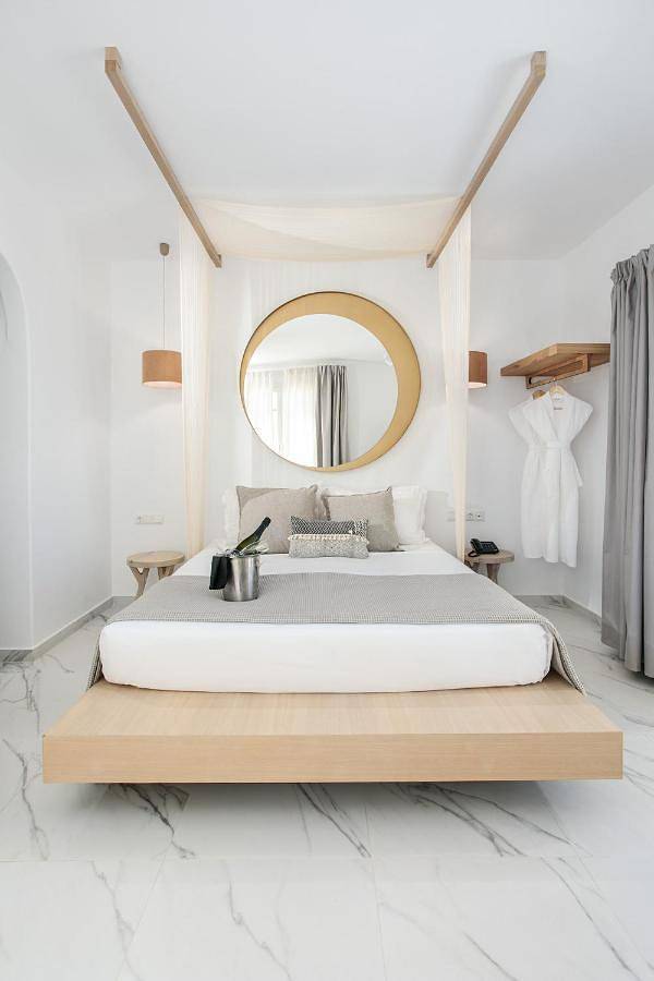 Cosmos Hotel in Agia Anna, Naxos