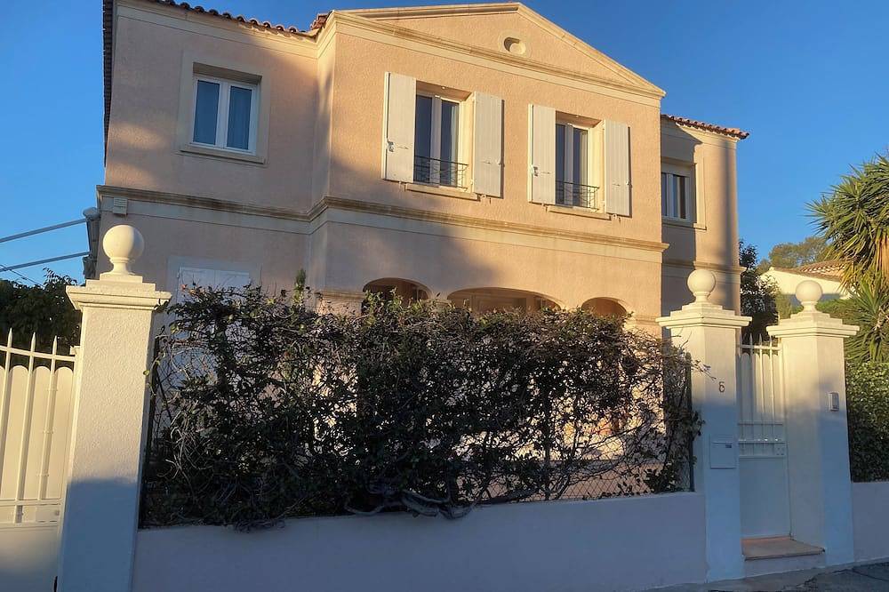 Villa pour 10 Personnes dans Boulouris, Saint-Raphaël