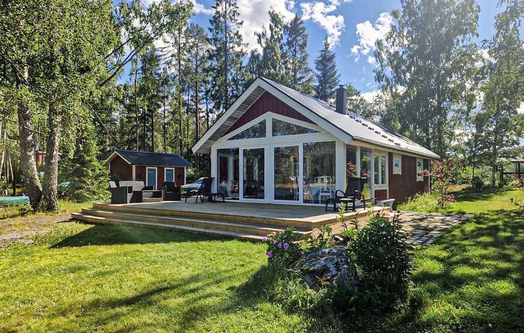 Chalet für 6 Personen, mit Terrasse und Garten in Nordschweden