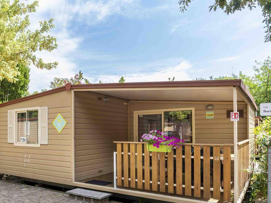 Cozy Mobile Home with WiFi & AC, 2km from Chirignago in Venice, Venice Province