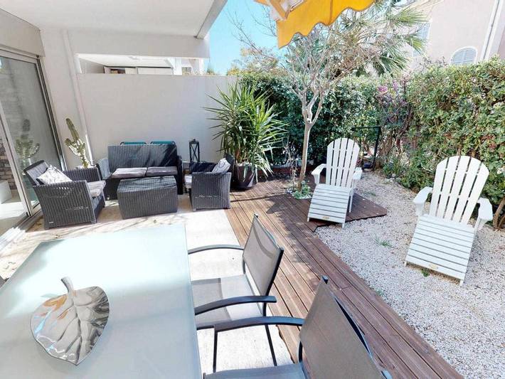 Lägenhet för 4 Personer, med Terass och Pool i Menton
