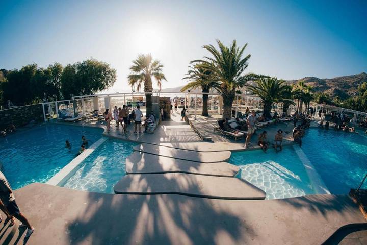 Camping para 2 personas, con Terraza además de Jardín y Piscina en Grecia