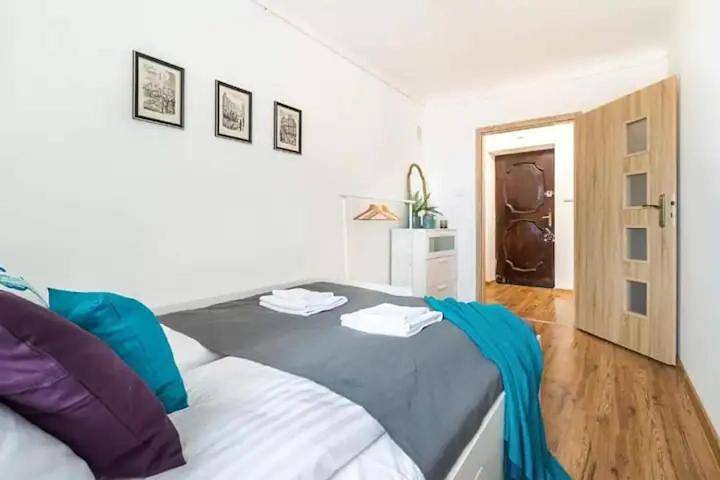 Gîte pour 5 personnes, avec terrasse à Brasschaat