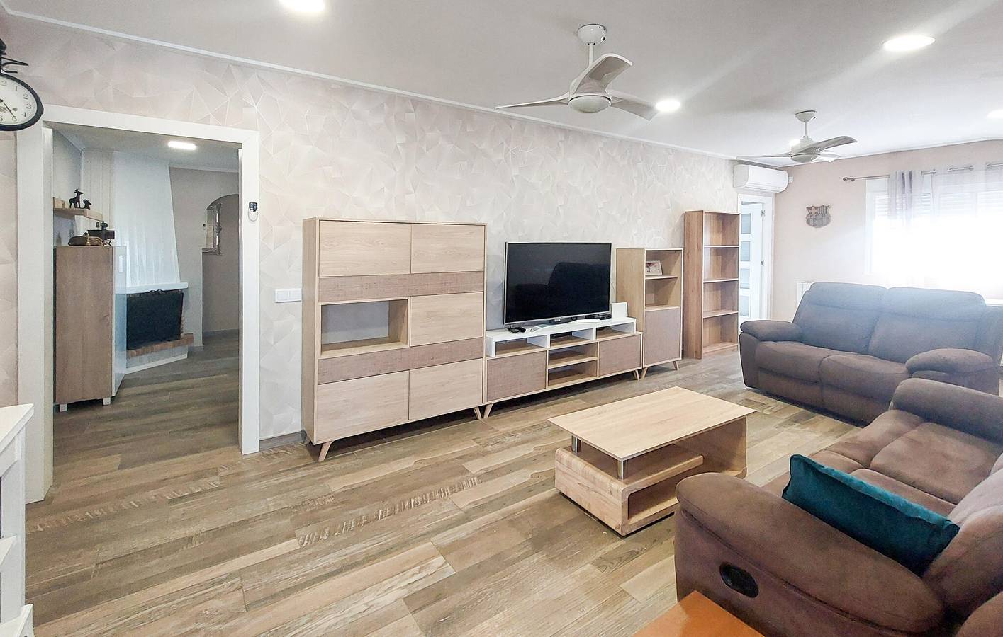 Reizende 2-Zimmer-Wohnung mit Pool und Terrasse in der Nähe des Stadtzentrums von Agost in Agost, Alicante Provinz