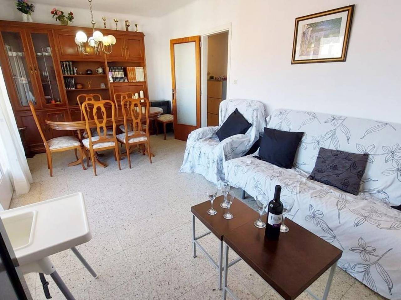 Apartamento entero, Apartamento acogedor para 6 personas en el centro de Llançà, cerca de playas y actividades familiares in Llansá, Alt Empordà