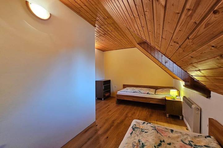 Ganze Wohnung, Maisonette-Wohnung in Low Tatras