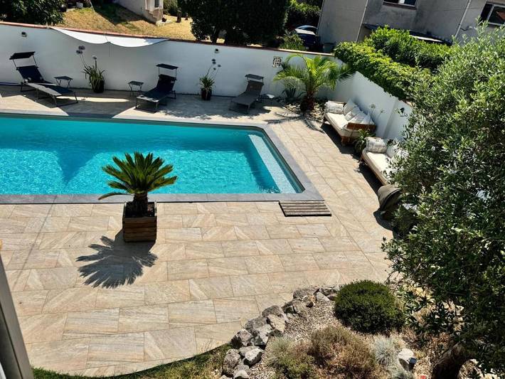 Appartement de vacances pour 2 personnes, avec Terrasse et Jardin ainsi que Piscine et Vue à Colomiers