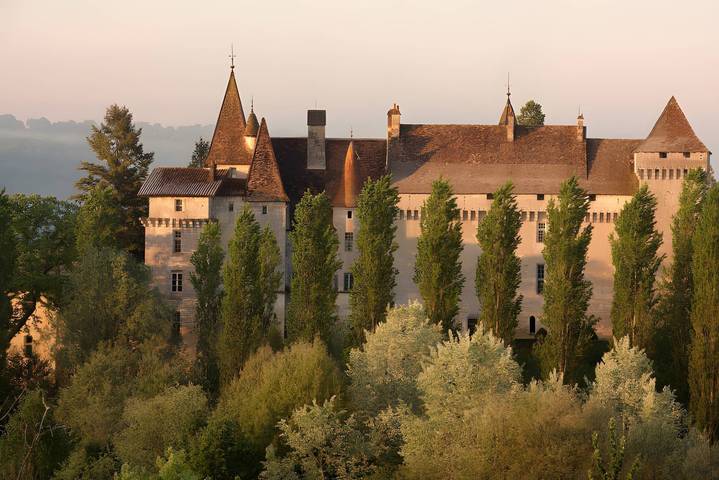 Location de vacances pour 2 personnes, avec jardin, animaux acceptés à Château-l'Évêque