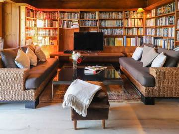 Vacation House for 5 Guests in Montreux, Lake Geneva, Picture 4