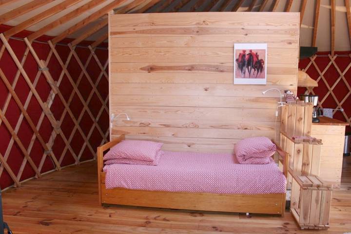 Tente pour 5 personnes, avec jardin et vue en Haute-Loire - 3