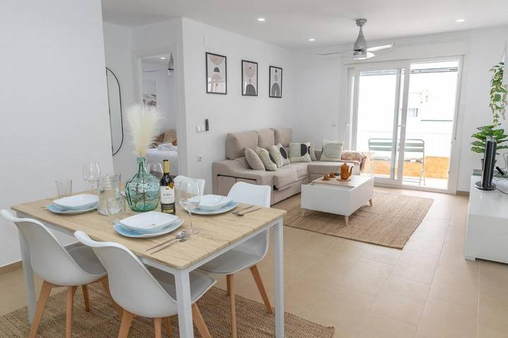 Apartamento de vacaciones para 5 personas, con terraza y vistas - 1