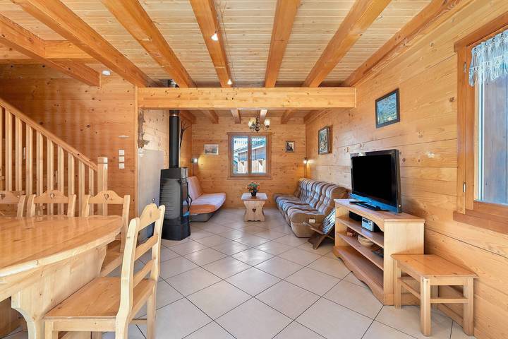 Chalet 'Deux Grands Chalets Communicants' avec vue sur la montagne, piscine partagée et Wi-Fi in Les Orres, Parc national des Écrins