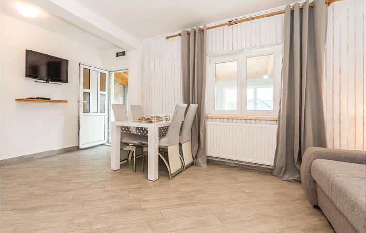 Ferienhaus für 8 Personen, mit Terrasse in Primosten - 4