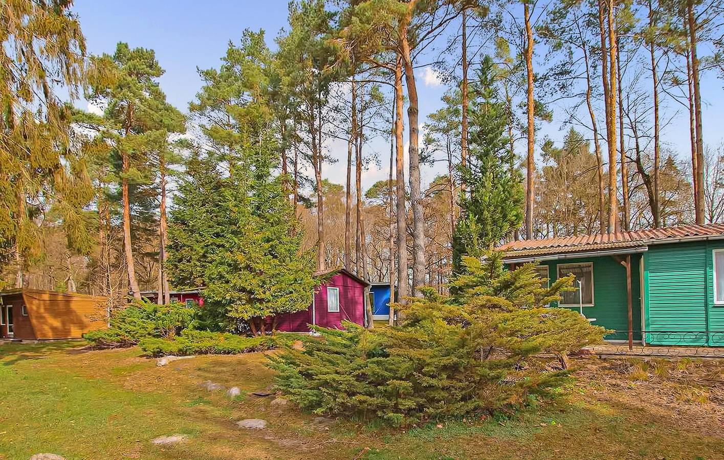 Gemütliches Appartement mit Terrasse, Parkplatz & WiFi, Nähe Fluss & Seen in Rheinsberger See, Rheinsberg