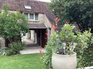 Gîte pour 5 personnes, avec jardin et terrasse à Montigny-sur-Loing