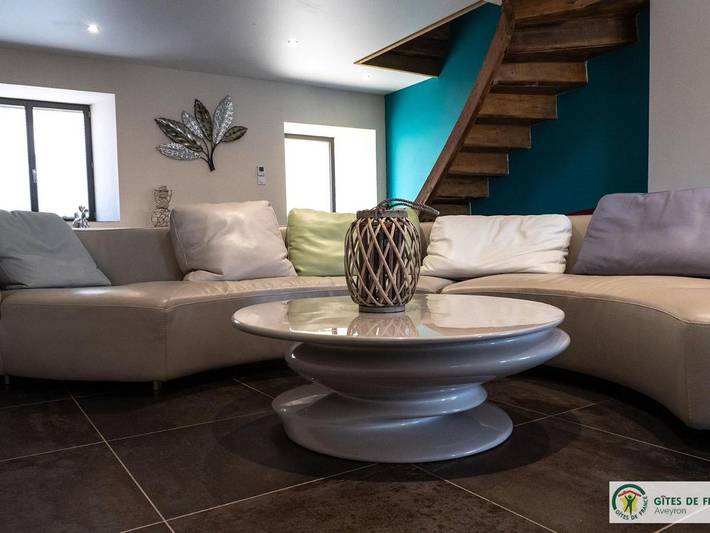 Location de vacances pour 4 personnes, avec jacuzzi et terrasse à Durenque - 3