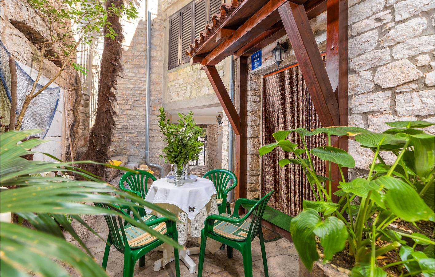 Ferienhaus für 4 Personen mit Terrasse in Bale, Rovinj und Umgebung