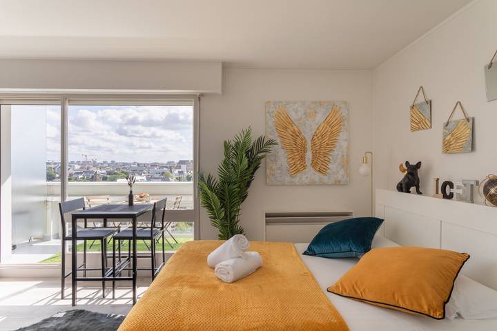 Appartement entier, Le Studio de l'Ange - Vue imprenable in Rennes, Région de Rennes